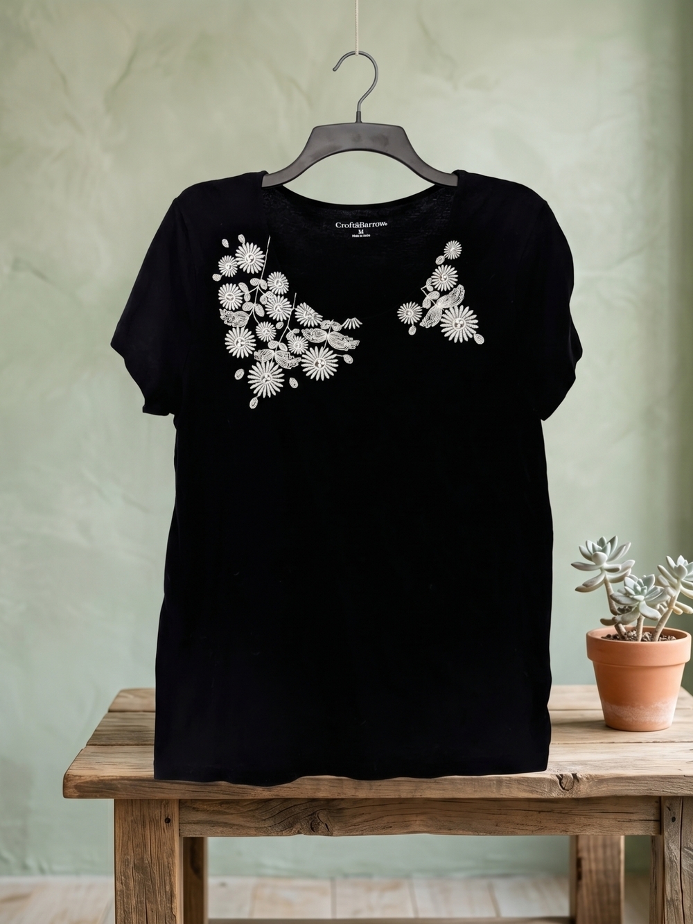 croft & barrow Black Short Sleeve Tee with White Floral Embroidery